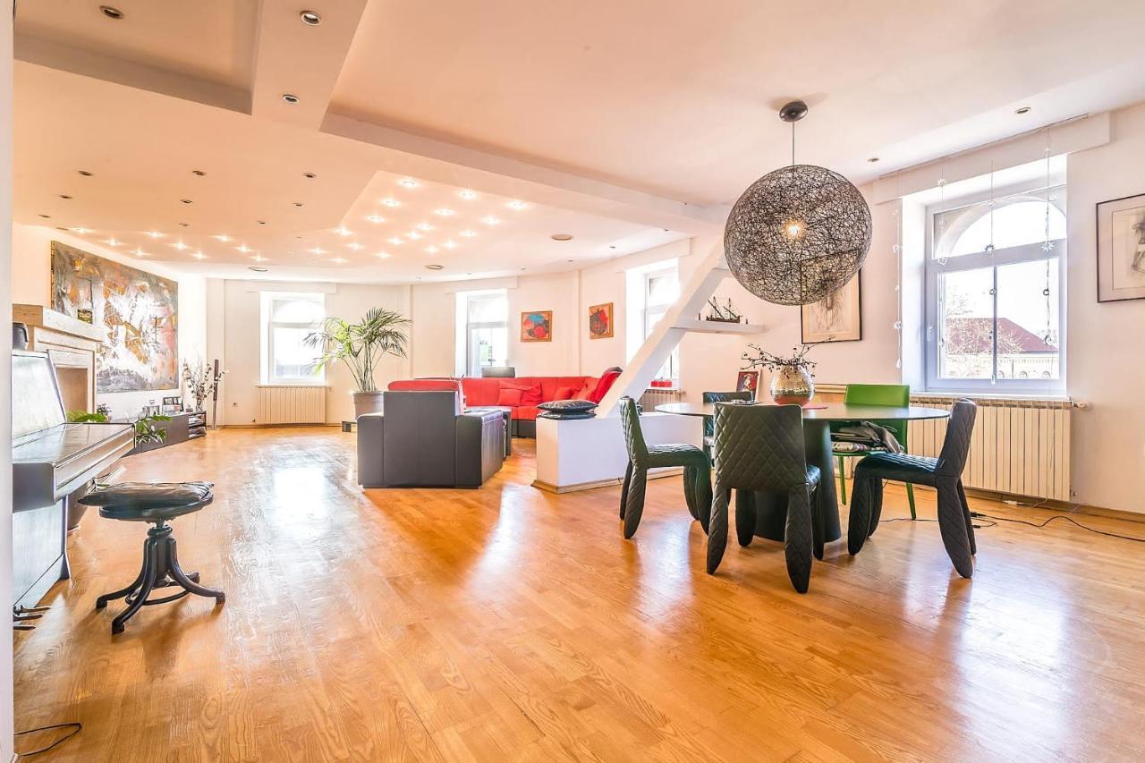 Modern City-Centre Penthouse With Spectacular Views / 135Sqm Zagreb Eksteriør billede
